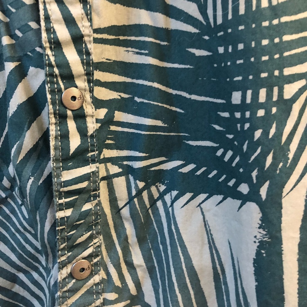 Calvin Klein Short Sleeve Button Down - Picture 4 of 5